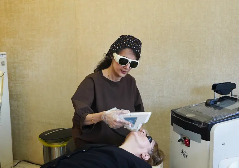 کلینیک زیبایی زیبایی باران در گلسار، صابرین